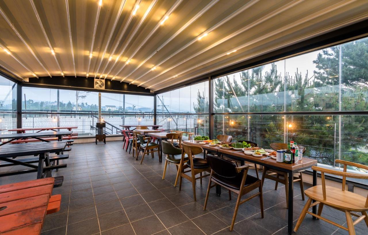 Harry And Sodam Pension Jeju Exterior photo